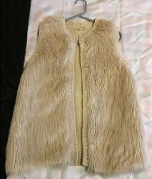 Eyeshadow fur vest thumbnail 1
