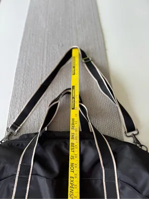 Source Unknown Black Nylon Large Duffle Bag Travel Bag Carry On Shoe Pocket Adjustable Strap thumbnail 9