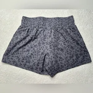 Reebok Gray High Waist Shorts Lightweight Casual Fit thumbnail 2