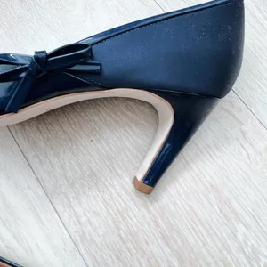 Reformation Neve Bow Heel thumbnail 6