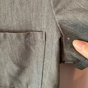 FIGS Graphite Gray Catarina Scrub Top Medical Uniform Women's size XS Nurse Dr thumbnail 10