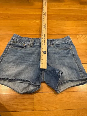 Gap womens jeans shorts size 6 . thumbnail 4