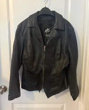 ms.maxima medium black leather jacket thumbnail 1
