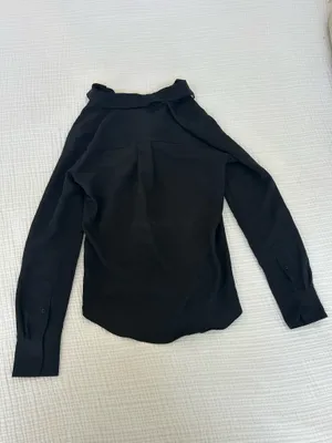 H&M Blouse Long Black Sleeve thumbnail 2