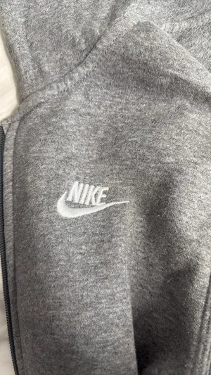 Gray Nike Zip-Up thumbnail 6