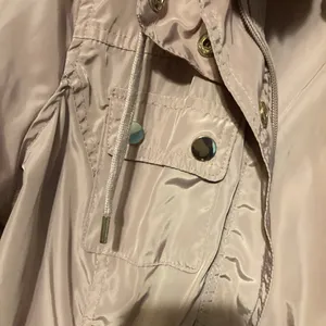 Keren hart Women’s Size Large Ponk Rain Jacket thumbnail 3