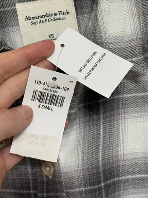 NEW Abercrombie Women’s Soft AF Button Down Flannel in Gray Plaid - Size XS thumbnail 4