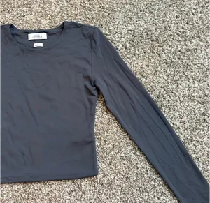Aritzia Babaton Contour Top Crop thumbnail 4