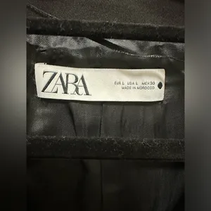 NWT Zara Contemporary Vest Black Large thumbnail 6