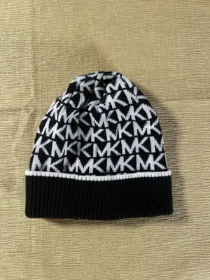 Michael Kors MK Logo Beanie Hat Black White Monogram Knit Winter Cap thumbnail 9