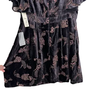 Eliza J Velvet Burnout Cape Sleeve Floral Paisley V Neck Dress Size 16 Feminine thumbnail 8