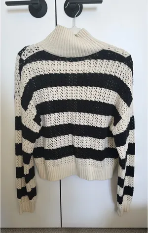 A new day quarter zip sweater  thumbnail 2