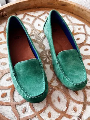 UGG Bright Green Suede Slip-On Loafers thumbnail 3