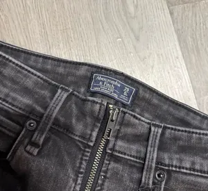 Abercrombie & fitch high rise super skinny ankle jeans thumbnail 4
