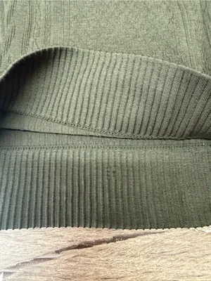 Lululemon Rest Less Pullover
Dark‎ Olive size 6 thumbnail 5