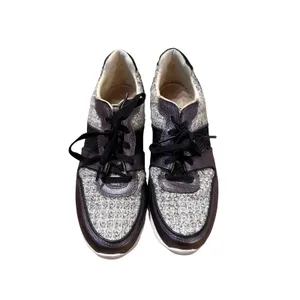 UGG Deaven‎ Woven Leather Sneakers Women's Size 8.5 Black Gray Casual Comfort thumbnail 2