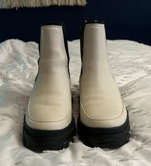 Chelsea Boot thumbnail 3