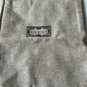 2 15” x 6” Gucci Slippers Dust Bags thumbnail 2