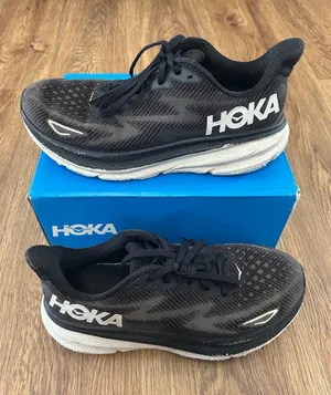 HOKA One one Clifton black athletic training running shoes sneakers women’s 9 thumbnail 1