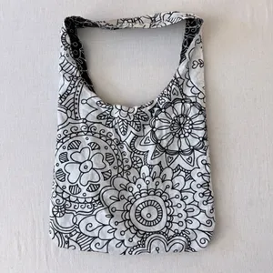 Unbranded Reversible Hobo Bag Women OS Black White Mandala Floral Tote Pouch thumbnail 9
