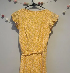 Abercrombie Floral Yellow Wrap Summer Dress thumbnail 7