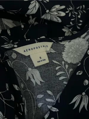 Aeropostale Women’s Black & White Floral V-Neck Romper SM thumbnail 9