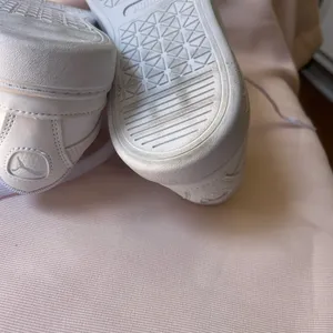 Puma Classic White Lace-Up Sneakers thumbnail 8