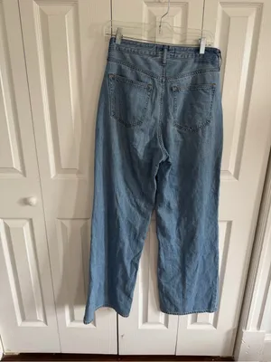 Abercrombie & Fitch The Wide Leg High Rise Jean Medium Wash Size 4L thumbnail 2