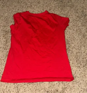 Amazon Plain red t-shirt thumbnail 2