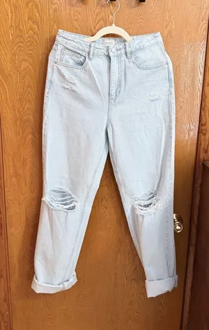 PacSun 90s boyfriend jeans thumbnail 1