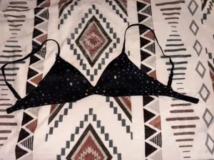 Victoria's Secret Bra thumbnail 2