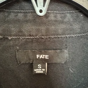 Fate brand black denim jacket‎ size Small thumbnail 4