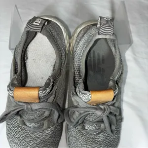 Size:8 New Balance Gray and Tan Women's Sneakers thumbnail 8