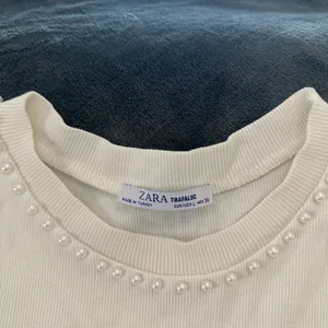 Zara white pearl top Size L thumbnail 2