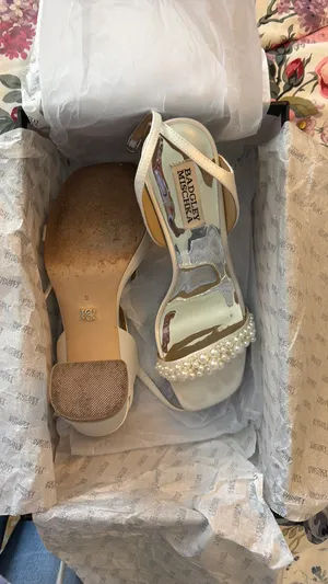 Badgley Mischka Heels thumbnail 2