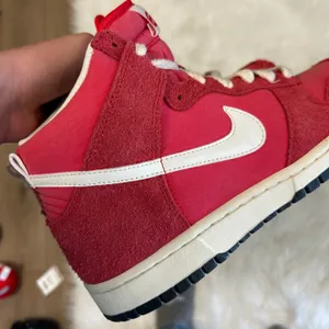 Nike Dunk High‎ 6.0 'Action Red' Dunk SB High Pro Suede 342252-670 Sneakers 7.5 thumbnail 8
