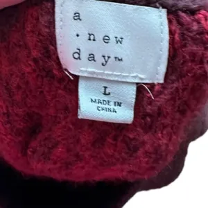 A New Day Thick Sweater‎ thumbnail 4