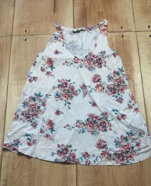 PaperMoon Womens Floral Tank Top V Neck Sleeveless Casual Size‎ M thumbnail 1