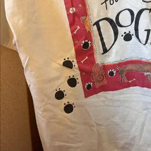 FINAL MARKDOWN White Dog Graphic T thumbnail 3