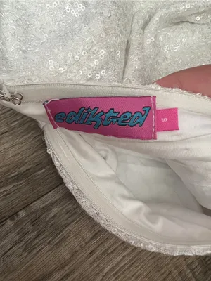 Edikted strapless sequin bow front crop top thumbnail 11