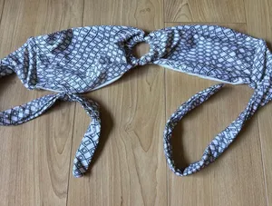 White Geometric Bandeau Bikini Top with Center Ring Size M thumbnail 1