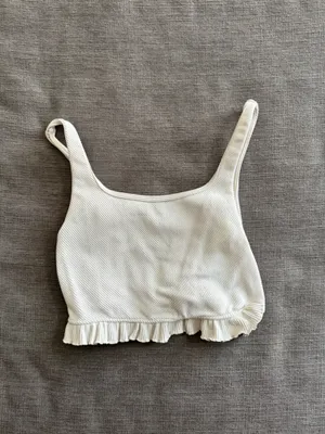 Zara Cream Ruffle Ribbed Crop Tank thumbnail 2