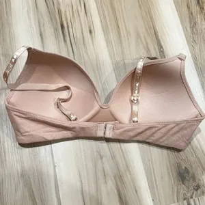 Betsey Johnson Tan Bra Women’s 38C thumbnail 2