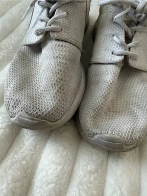 Nike Women's Mesh Athletic Sneakers thumbnail 8