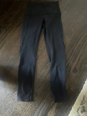 Lululemon size 4 black Lululemon leggings full length ballet crisscross thumbnail 3