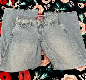 Lucky Brand Jeans Low-Rise Flare thumbnail 1