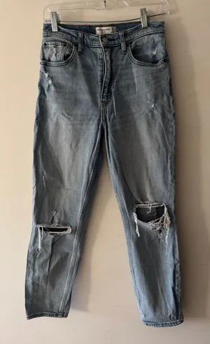 Abercrombie &‎ Fitch The Mom High Rise Jeans Distressed thumbnail 1