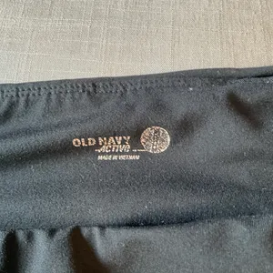 Old Navy Black Activewear Leggings thumbnail 3