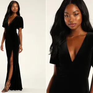 LULU's Prom Wedding Sexy Sophisticated Romantic Elegant Holiday FlowyVelvet Maxi thumbnail 5