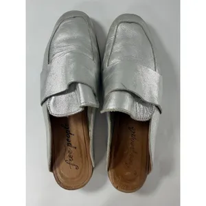 Free People At Ease Loafer Mules Silver Metallic Leather Square Toe Size 36 thumbnail 6